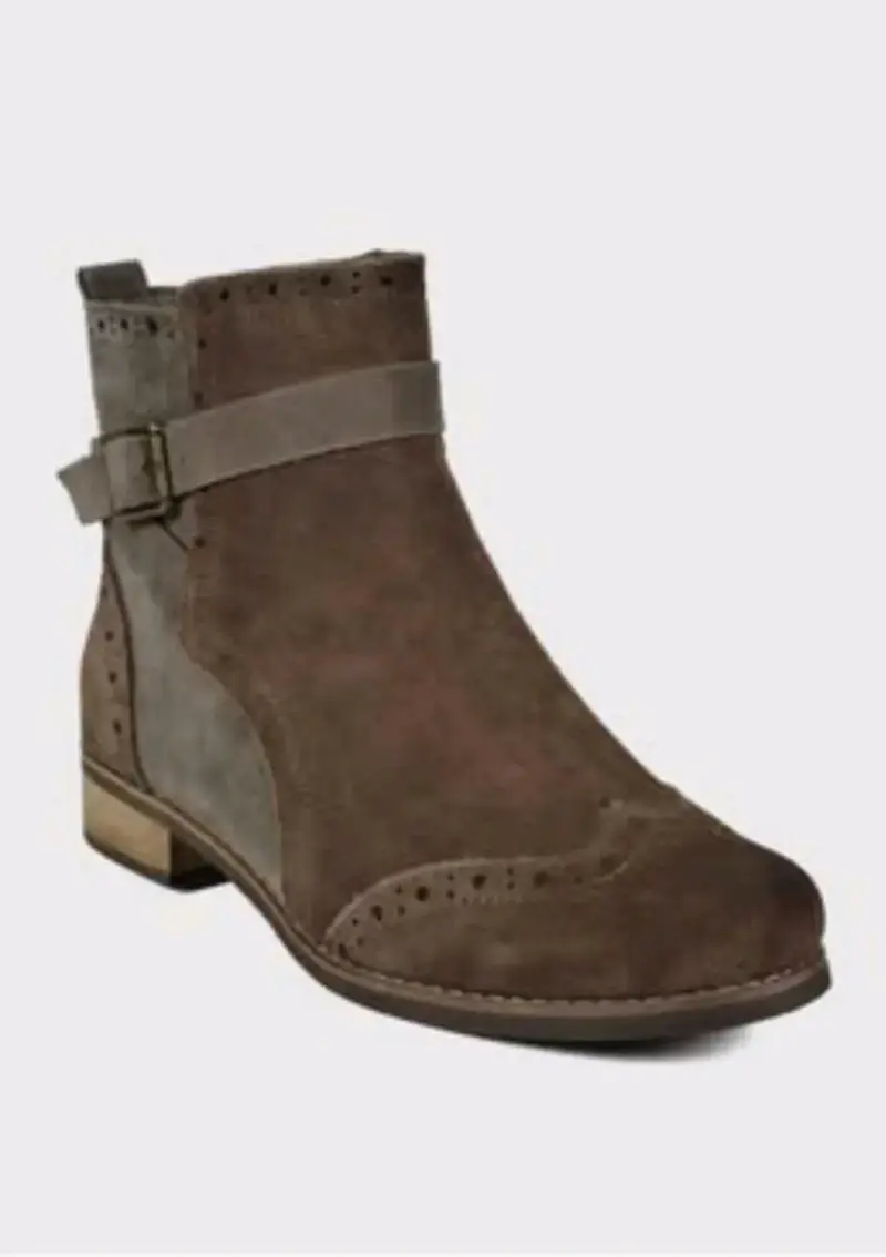 Botines de cuero marrón con hebilla