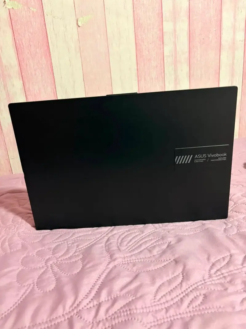 Notebook Asus Vivobook Go 14 E140 AMD Ryzen 5 - 5