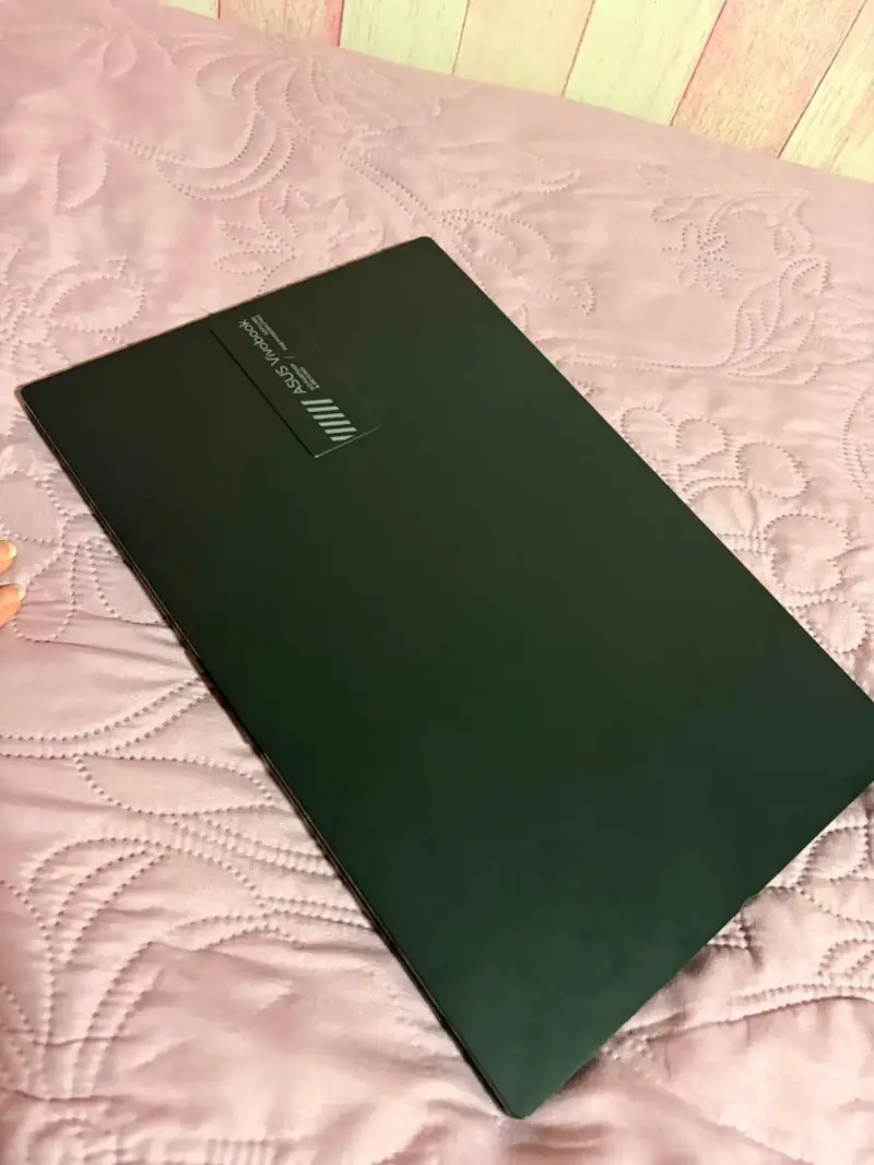 Notebook Asus Vivobook Go 14 E140 AMD Ryzen 5 - 6