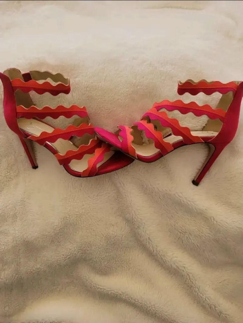 Sandalias Jessica Simpson coloridas para mujer