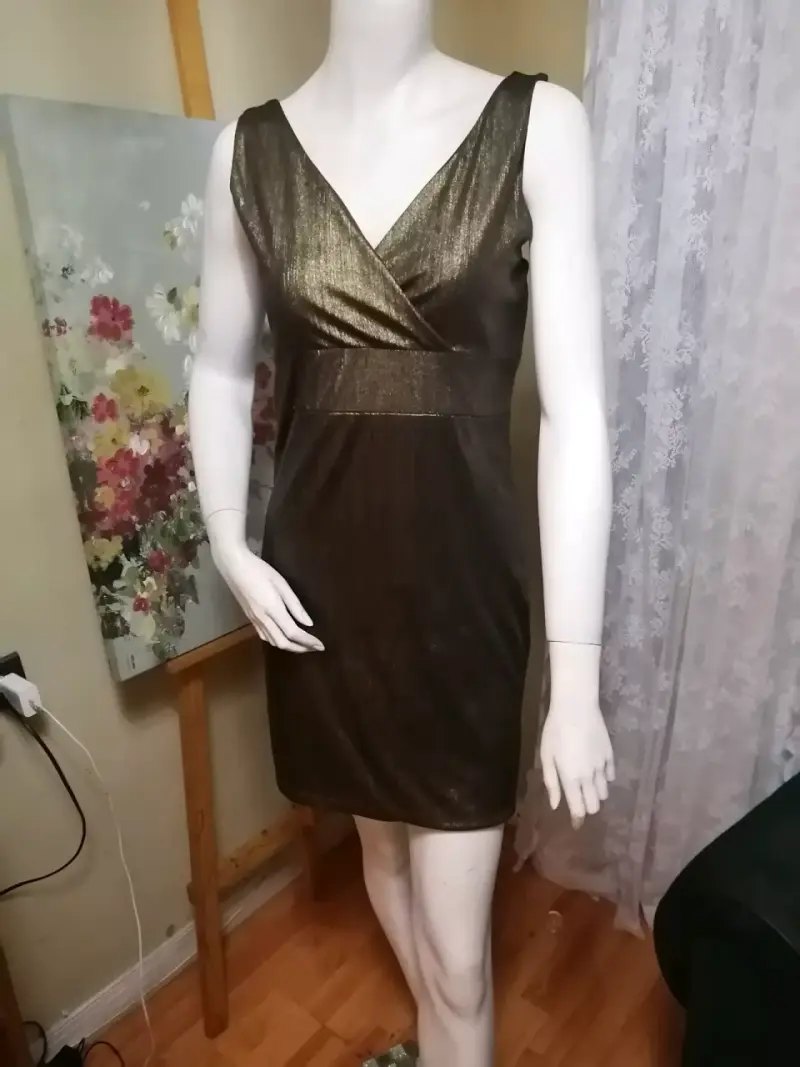 Vestido corto elegante negro para mujer