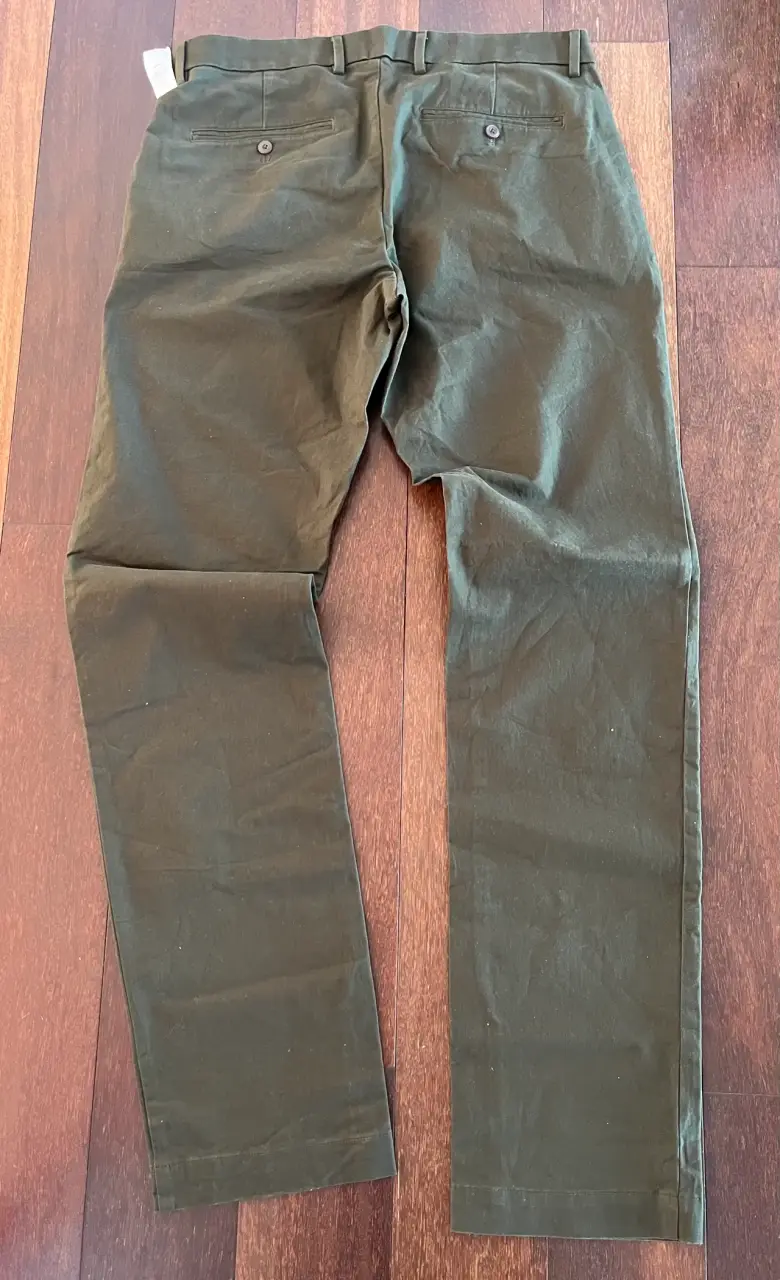 Pantalones de hombre Gap color verde oliva - 2