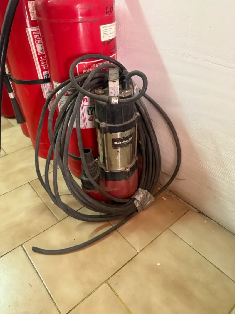 Bomba sumergible Einhell para agua sucia