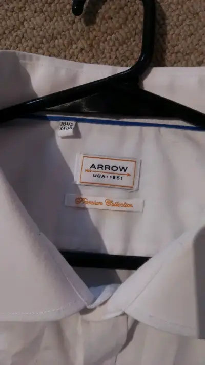 Camisa blanca de vestir para hombre - miniatura 4