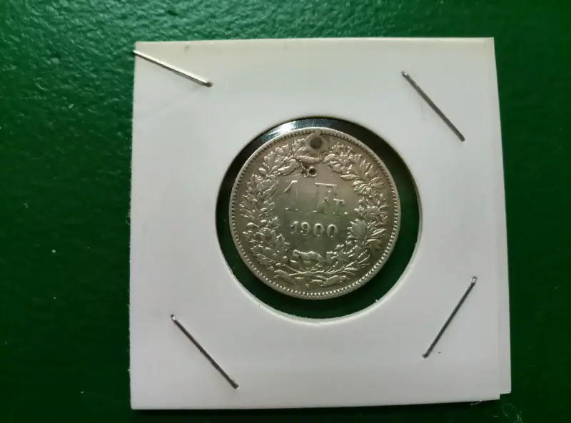 Moneda antigua de 1 Franco 1900 en buen estado - 1
