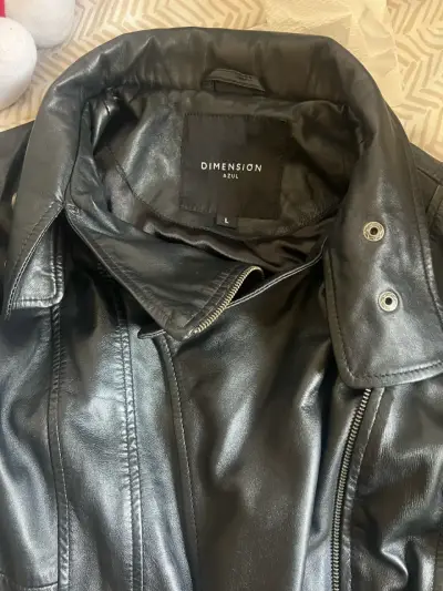 Chaqueta de cuero negra para mujer - miniatura 2