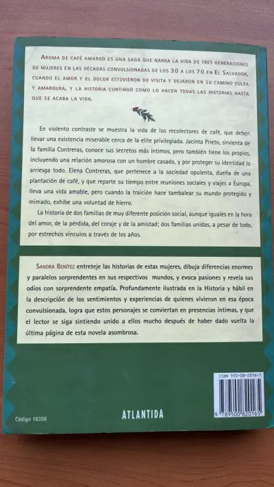 Libro 'Aroma de Café Amargo' de Sandra Benítez - miniatura 2