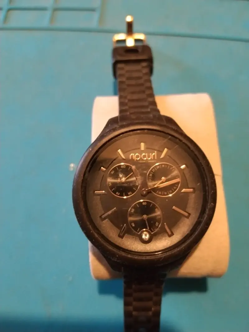 Reloj Rip Curl negro con cronógrafo - 1