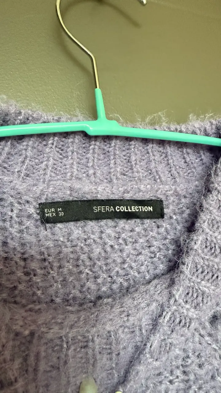 Sweater de punto morado pastel - 3