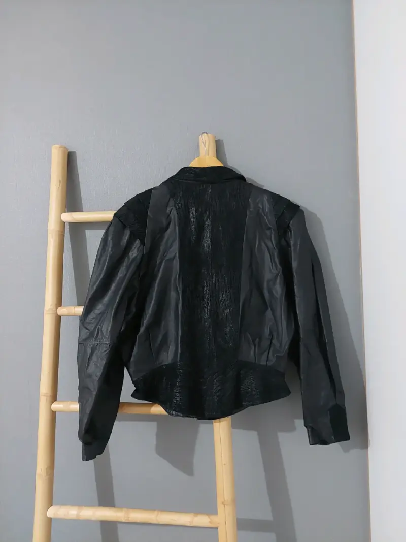 Chaqueta de cuero negra vintage G-III - 4