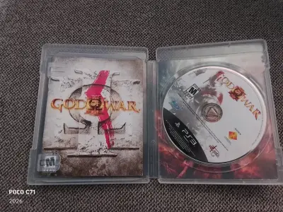 God of War III para PS3 en buen estado - miniatura 3