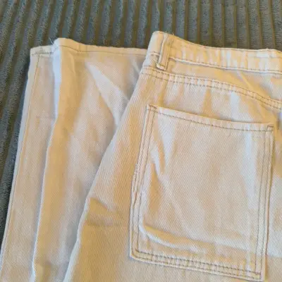 Jeans blancos wide leg - miniatura 3