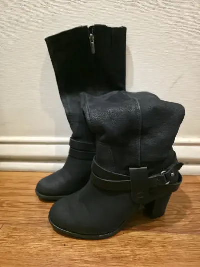 Botas negras de cuero con tacón alto - miniatura 3