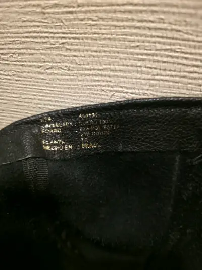 Botas negras de cuero con tacón alto - miniatura 6
