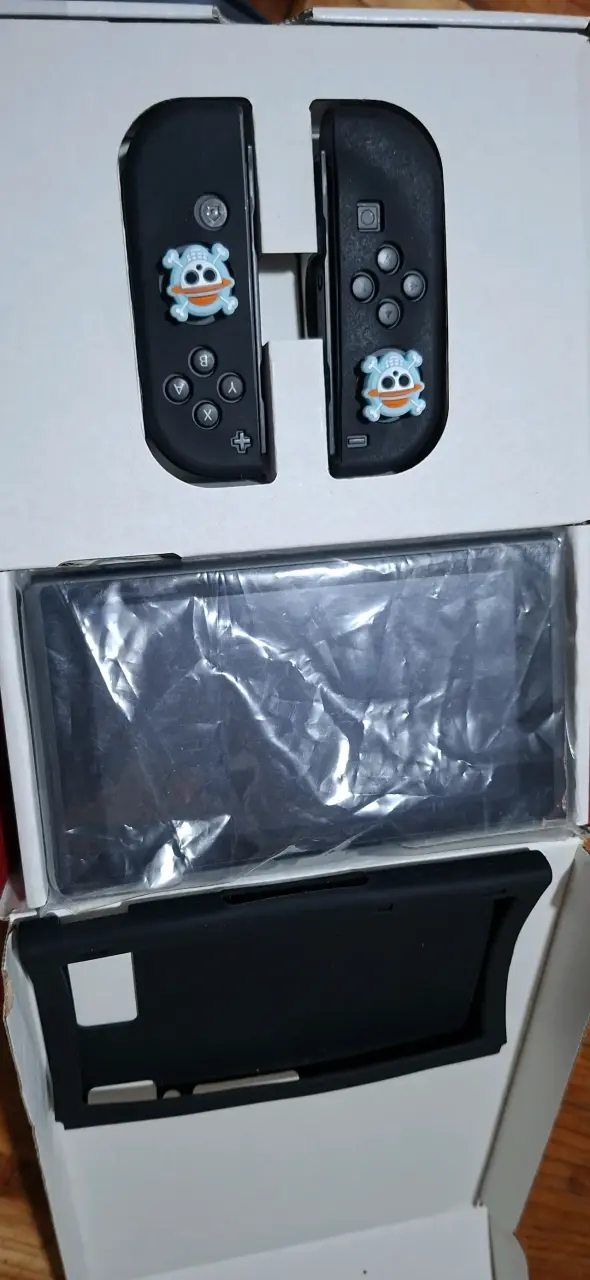Consola Nintendo Switch con Joy-Con Gris - 3