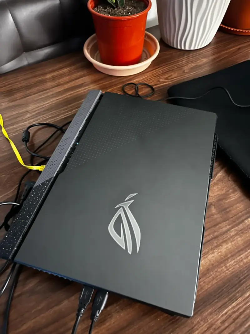 Laptop ASUS ROG Strix g513 - 6