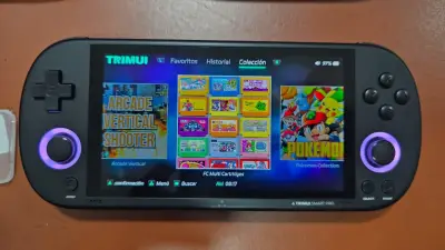 Consola portátil Trimui Smart Pro con juegos retro - miniatura 1