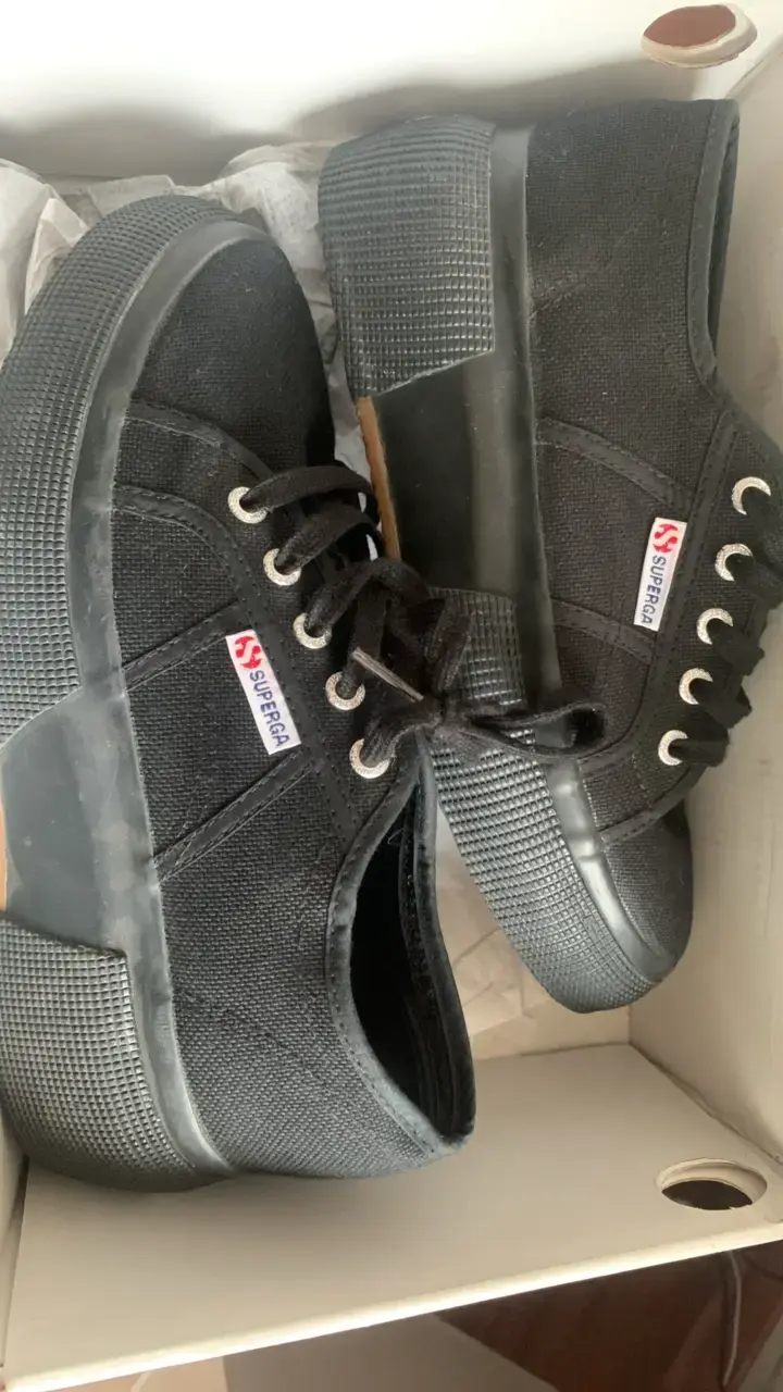 Zapatillas negras de lona Superga con plataforma - 1