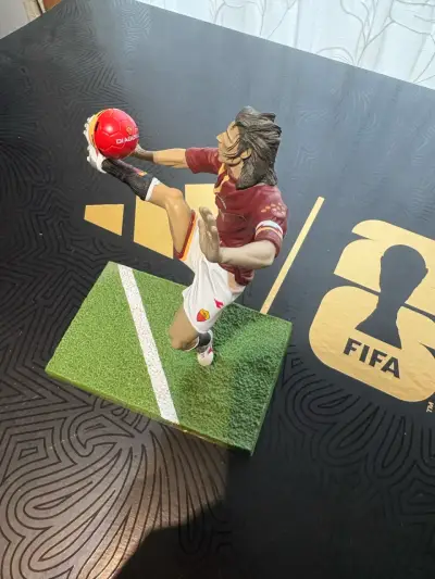 Figura de colección de fútbol Francesco Totti Roma - miniatura 2