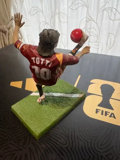 Figura de colección de fútbol Francesco Totti Roma - miniatura 3