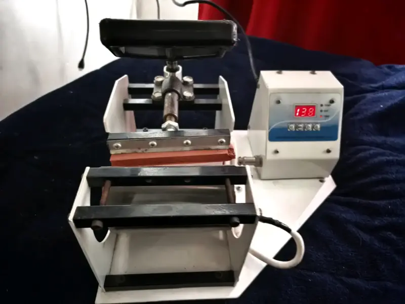 Máquina de prensado térmico para sublimación tazon - 1
