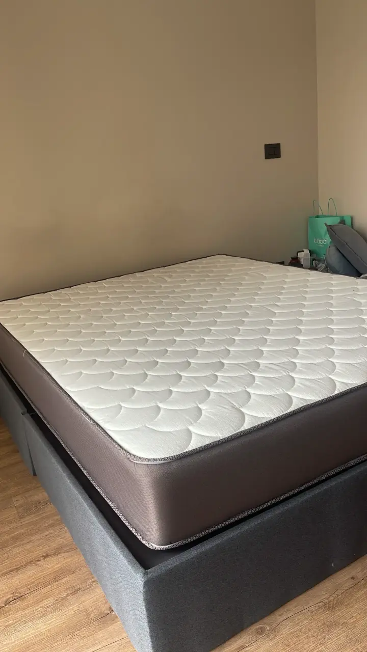 Cama matrimonial con colchón 2 1/2 - 3