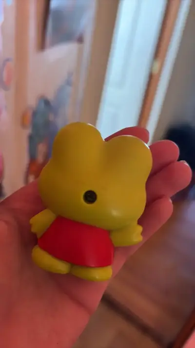 Figura de colección Keroppi en buen estado - miniatura 2