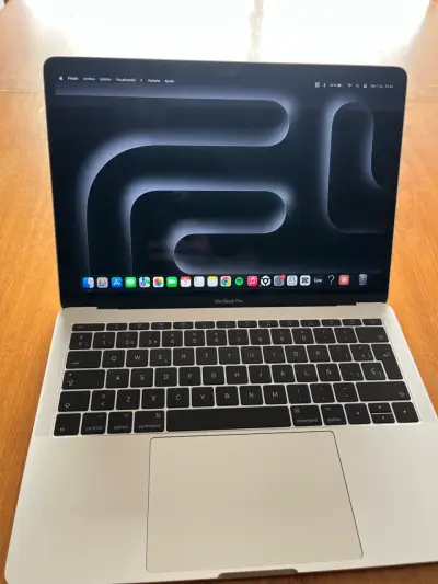 MacBook Pro 13’ 2017  en excelente estado - miniatura 1