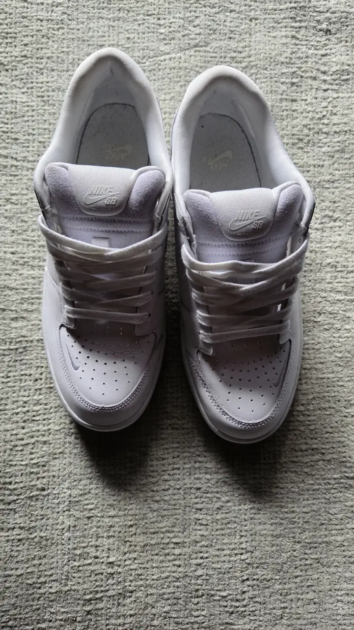 Zapatillas deportivas blancas Nike SB - 2