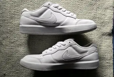 Zapatillas deportivas blancas Nike SB - miniatura 3