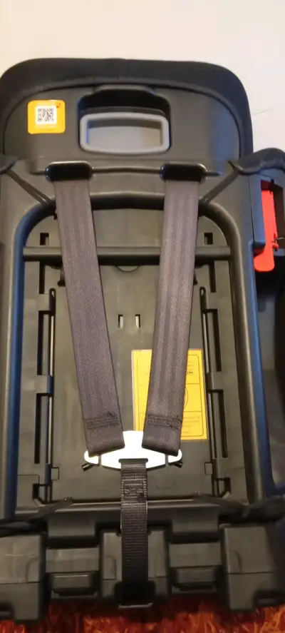 Silla de seguridad para niñ@s - miniatura 4