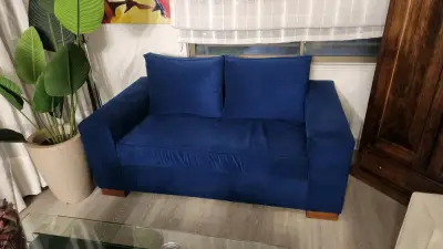 Sofá 2 cuerpos azul en excelente estado - miniatura 3