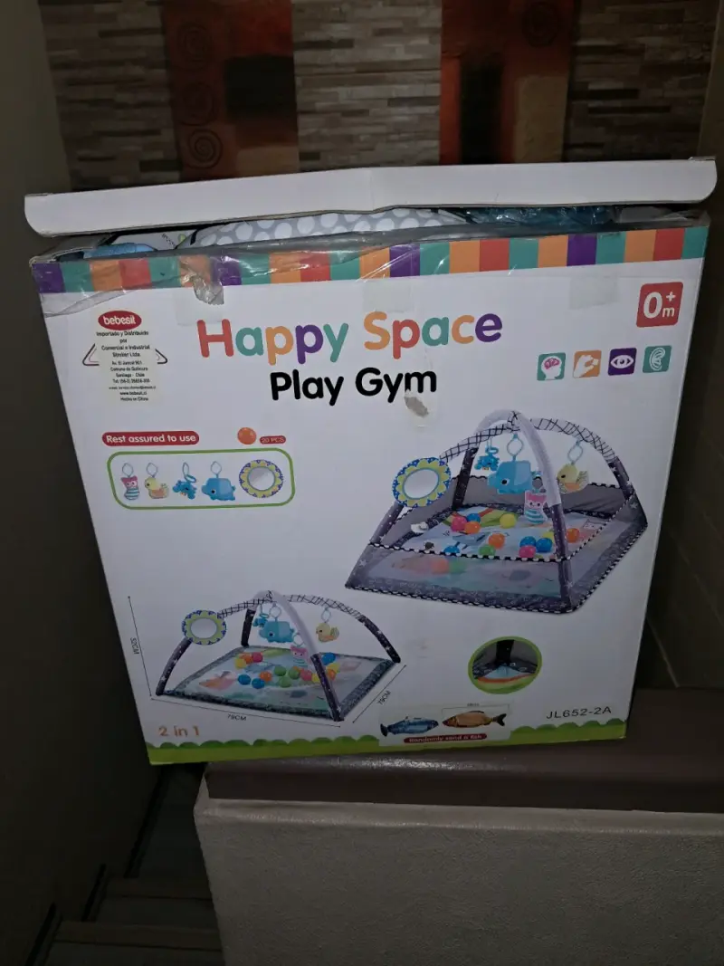 Gimnasio para Bebés Happy Space con Juguetes Colgantes - 2