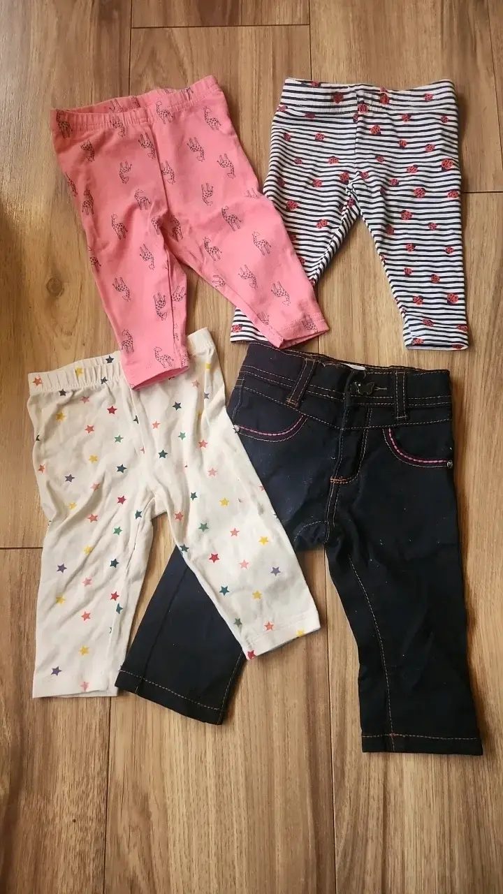 Lote de pantalones para niños variados