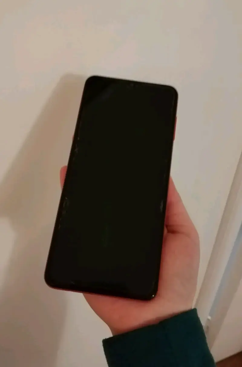 Smartphone Android en buen estado - 1