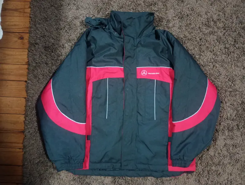 Chaqueta impermeable Mercedes Benz Talla L - 1