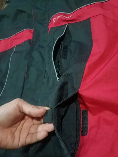 Chaqueta impermeable Mercedes Benz Talla L - miniatura 2