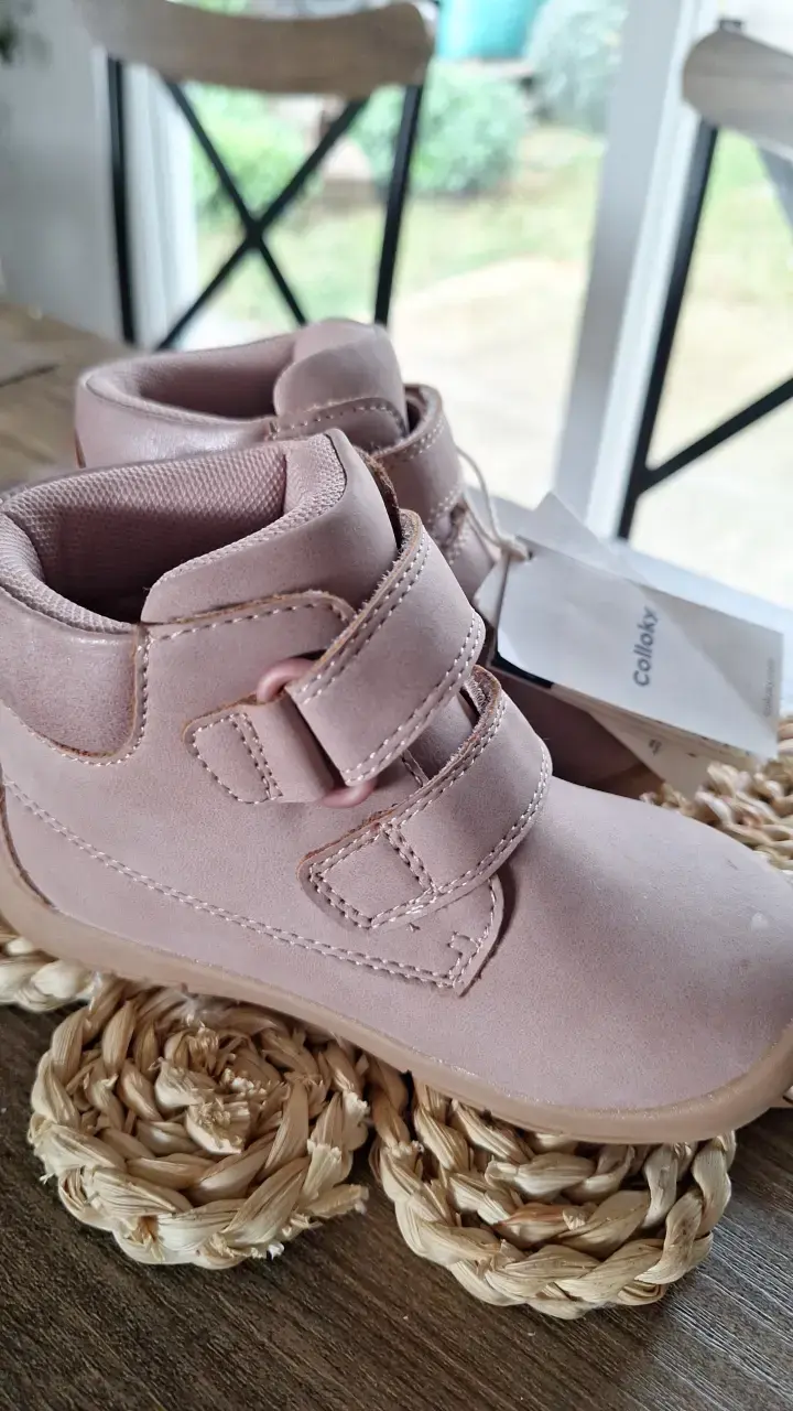 Botines rosados para bebé Colloky con velcro - 2