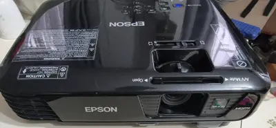 ¡Proyector Epson PowerLite S31 en Excelente Estado - miniatura 3