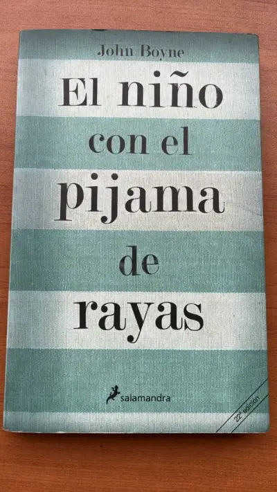 Libro 'El Niño con el Pijama de Rayas' de John Boyne - miniatura 1