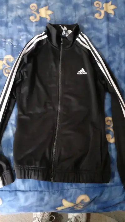 Chaqueta deportiva negra Adidas con franjas - miniatura 2