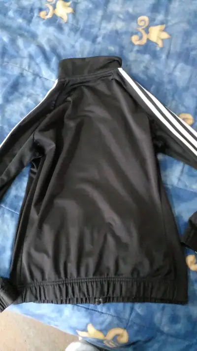 Chaqueta deportiva negra Adidas con franjas - miniatura 3