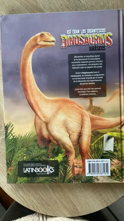 Libro ilustrado 'Dinosaurios Jurásicos' para niños - miniatura 2