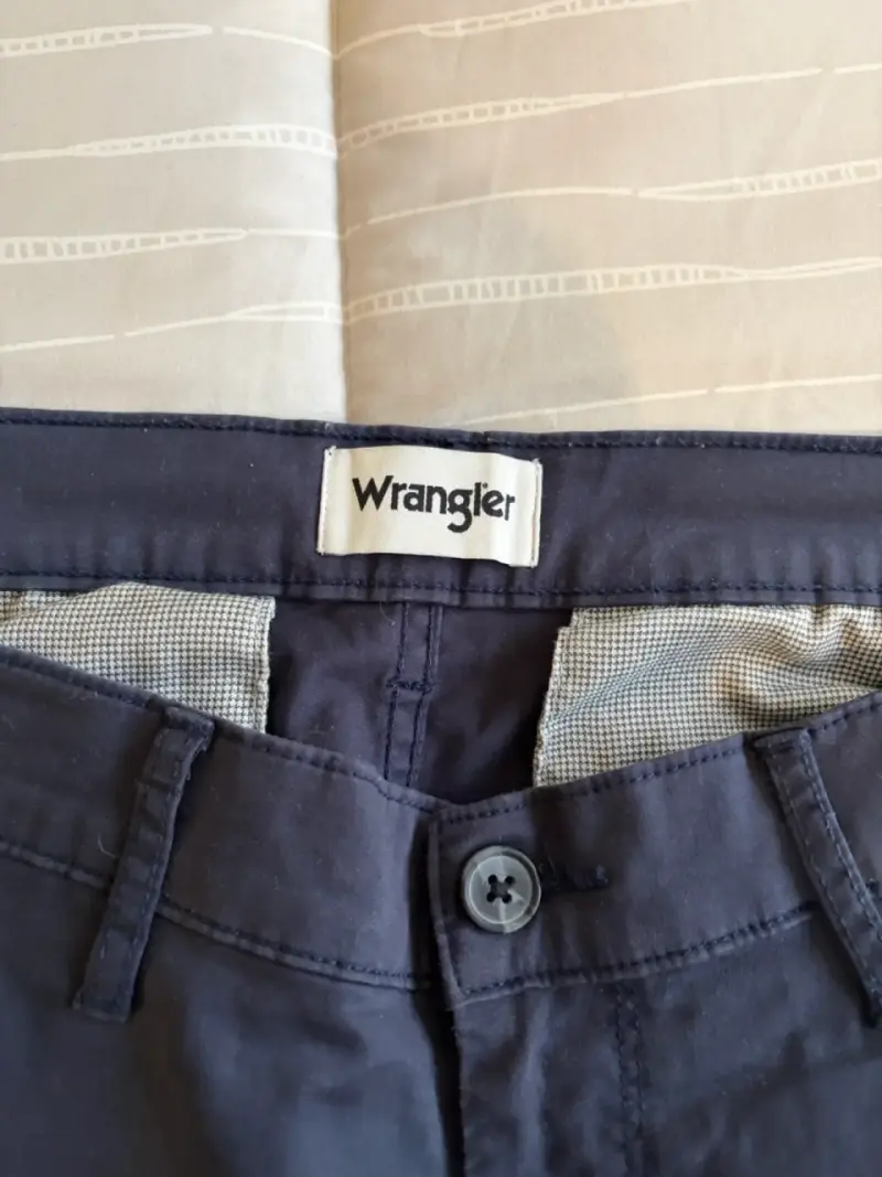 Pantalones Wrangler azul marino para hombre - 1