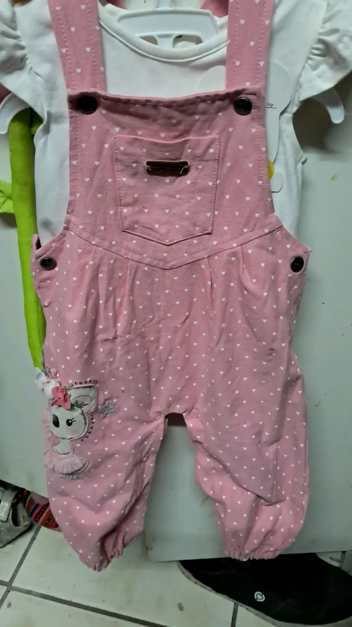 Lote de ropa de bebé en colores variados - 3