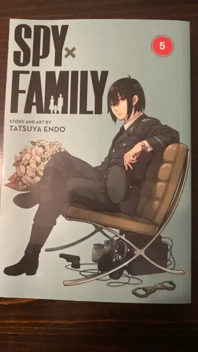 Manga Spy x Family Volumen 2 , 4, 5de Tatsuya Endo - miniatura 3
