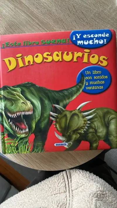 Libro interactivo de dinosaurios con sonidos - miniatura 1