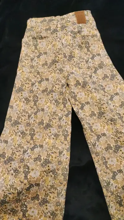 Pantalones de flores para niña talla 6 - miniatura 3