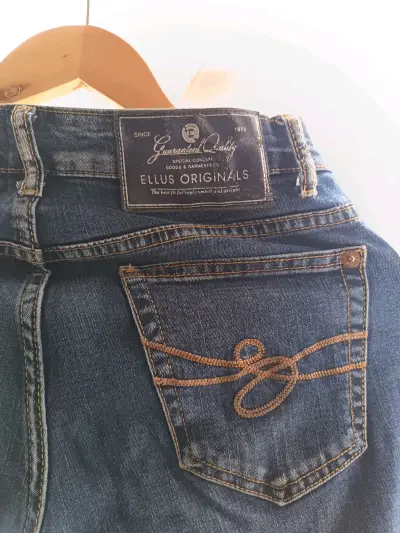 Jeans azul clásico para mujer marca Ellus - miniatura 2