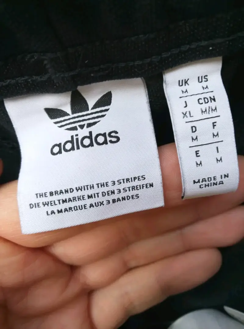 Pantalones deportivos Adidas negros con franjas - 2